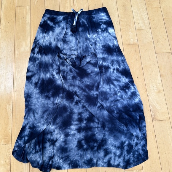 Justice girls skirt with shorts size size 10 - Picture 1 of 4